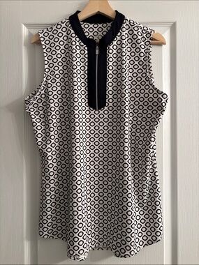 Tail Black and White Geometric Zip-Front Golf Top